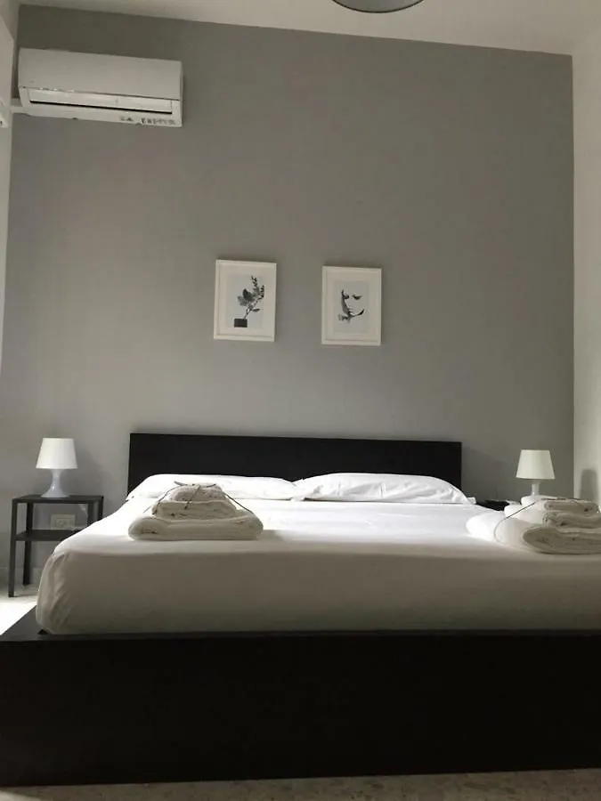 *** Guest house Gatto Bianco Picone 19 Hotel Bari Italy